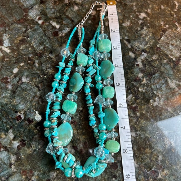 Triple strand necklace with turquoise stones and beads. Adjustable length. - Picture 5 of 5
